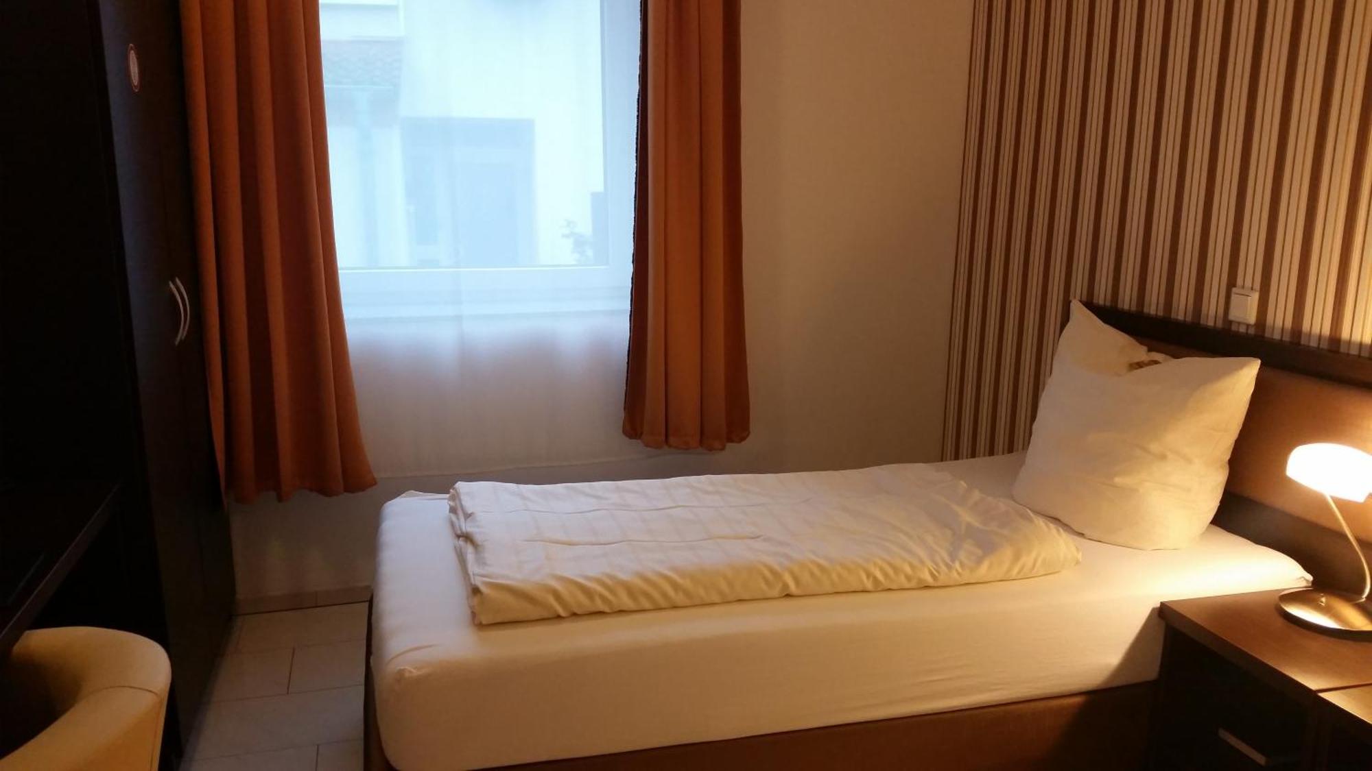 Cityhotel Ahlen Garni Habitación foto